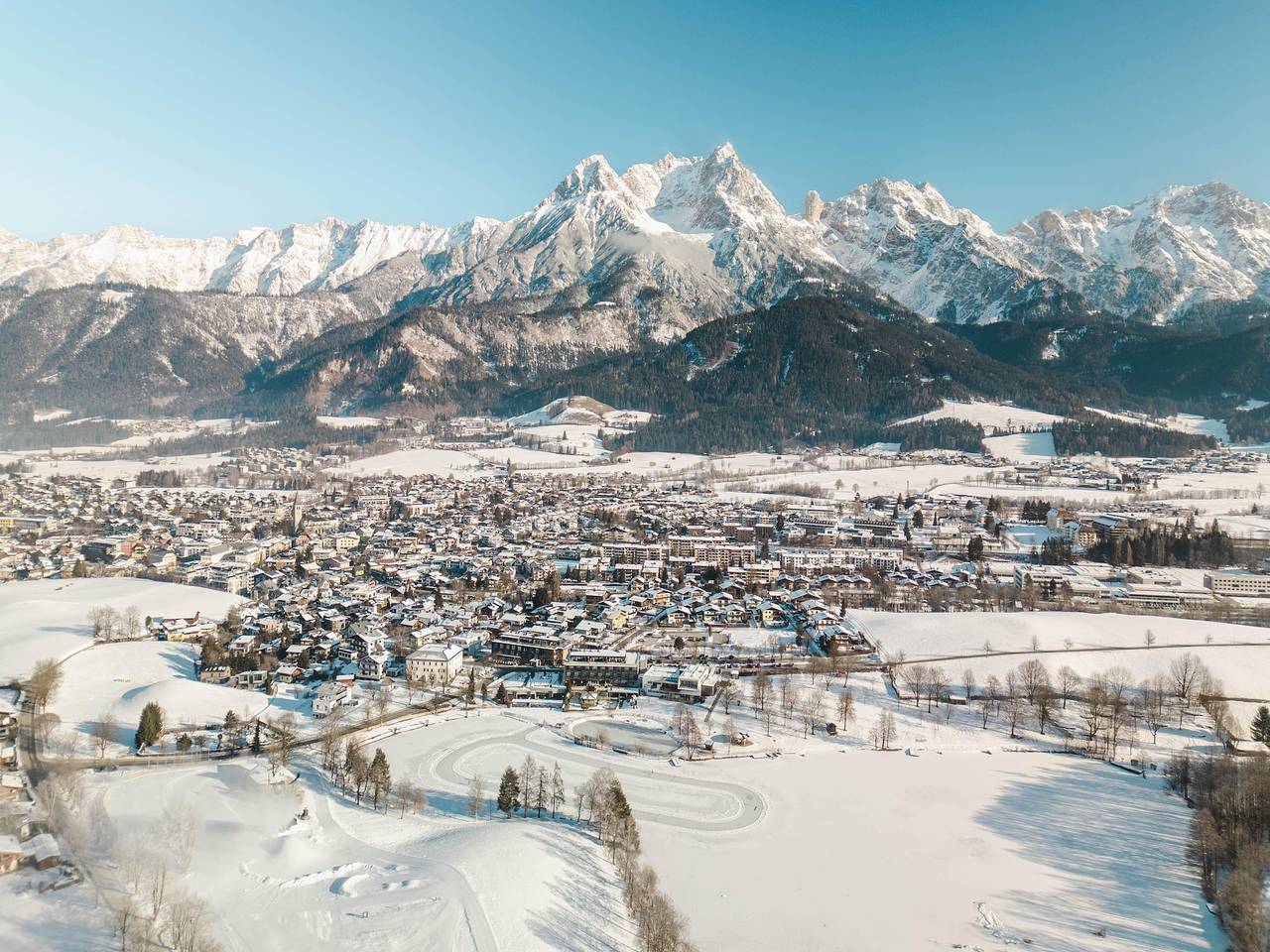 Geheel appartement, Leogang: appartement met uitzicht op de bergen in Loferer und Leoganger Steinberge, Leogang