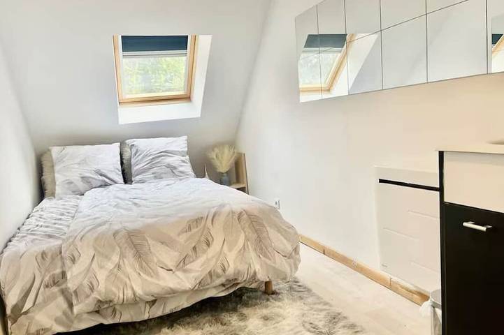 Gîte pour 3 personnes à Villeneuve-le-Roi - 2