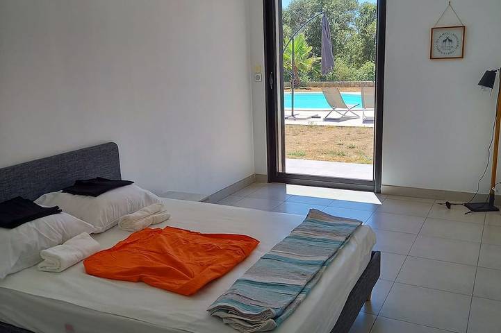 Location de vacances pour 10 personnes, avec balcon et jardin à Villevieille - 4