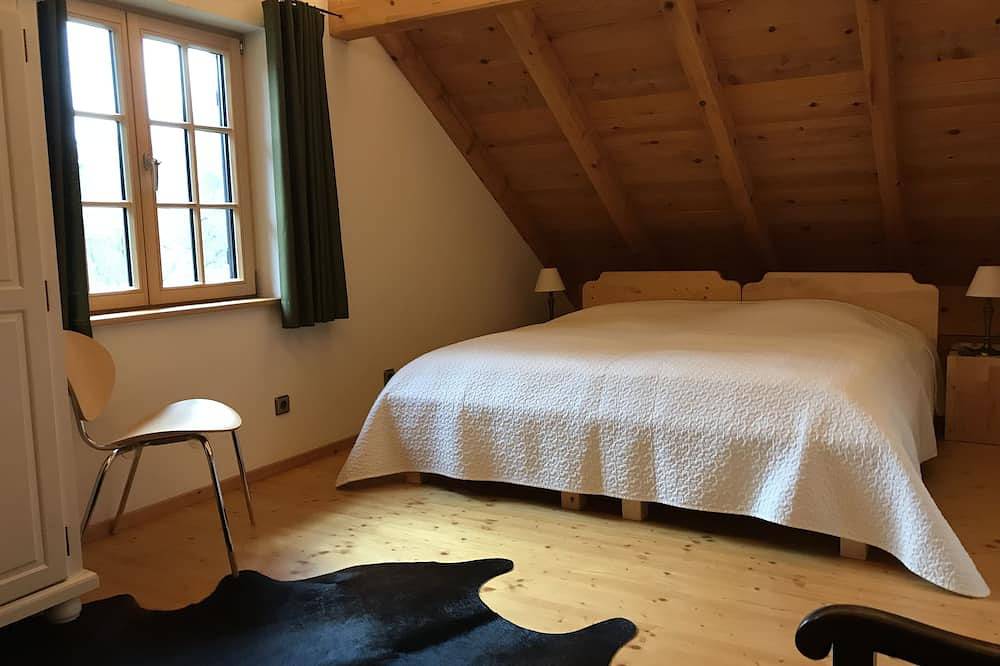 Exklusives  Haus, freistehend, am Waldrand, hochwertige Ausstattung, Sauna in Neuweiler, Nordschwarzwald