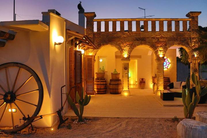 Casa vacanza per 2 persone, con Terrazza e Giardino nonché Panorama a Cutrofiano