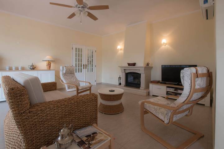 Casa rural para 6 personas, con piscina en Altura - 3