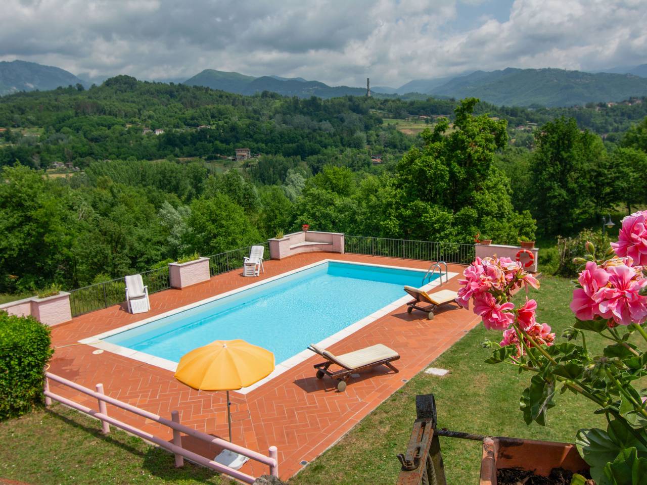 Casa dei Ciliegi in Camporgiano, Garfagnana