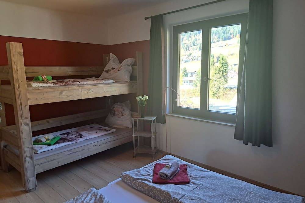 Ganze Wohnung, Schöne Wohnung für 6 Gäste mit Terrasse und Haustiere erlaubt in Salzkammergut-Berge, Rußbach am Paß Gschütt
