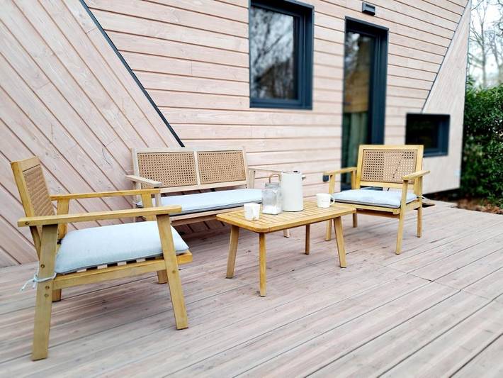Location de vacances pour 4 personnes, avec Terrasse ainsi que Jardin et Piscine à Marcilly-sur-Eure