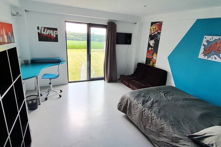 Location de vacances pour 12 personnes, avec terrasse et jardin, animaux acceptés à Liffré - 3