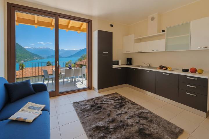 Hütte für 8 Personen, mit Seeblick und Pool sowie Terrasse, kinderfreundlich am Comer See - 4