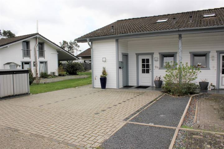 Ferienhaus für 4 Personen, mit Balkon und Terrasse sowie Garten am Tankumsee