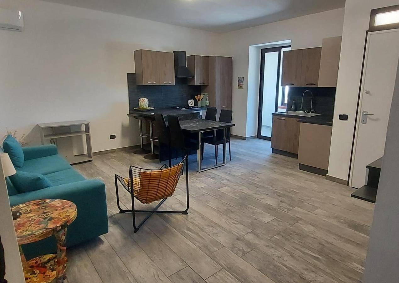 Two-Bedroom House in Torrefano, Pachino