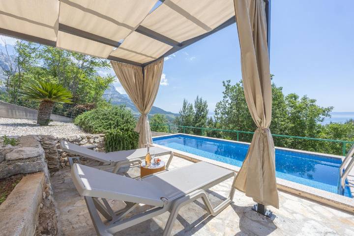 Ferienhaus für 2 Personen, mit Terrasse und Garten sowie Pool an der Makarska Riviera - 4