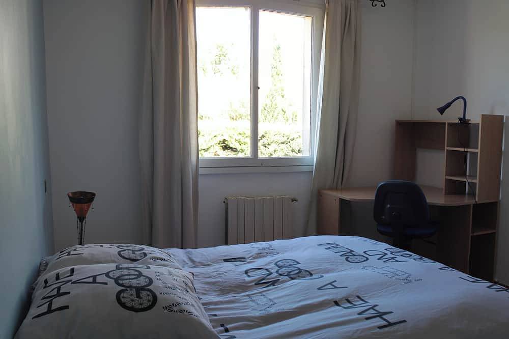 200m² house with 6 bedrooms in Alès, Cévennes