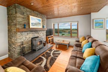 Cottage for 9 People in Connemara, Connacht, Photo 2