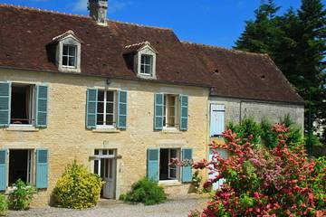 Gîte pour 9 personnes, avec jardin dans Ri (Orne)