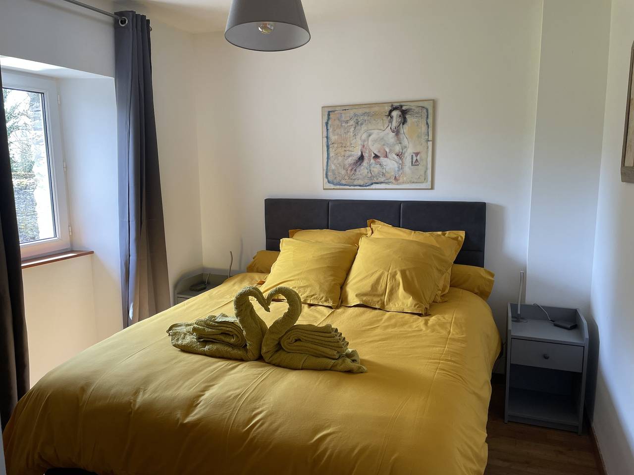 Gîte confortable à Cerisy-la-Forêt : à 100 m du centre-ville et d'un accès à la rivière in Cerisy-la-Forêt, Région de Saint-Lô