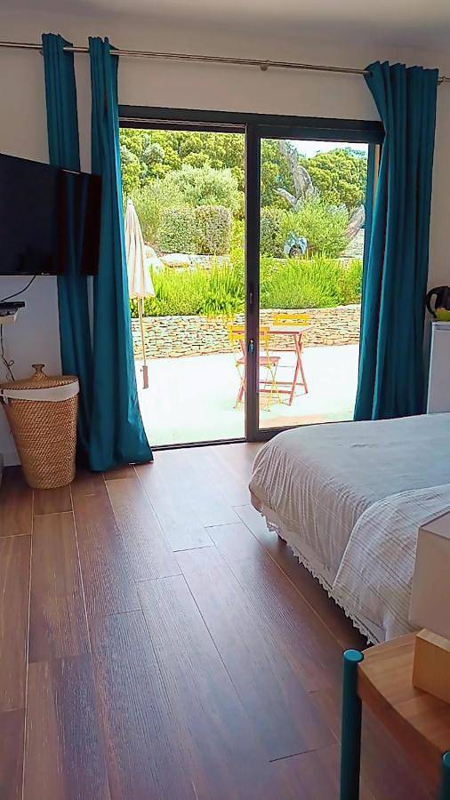 Chambre d’hôte pour 2 personnes, avec Terrasse et Vue à Bonifacio