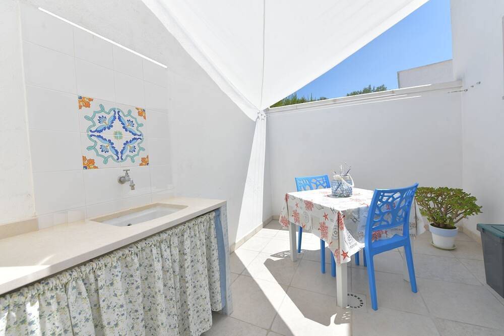 Location with a modern and luxury style, 80 meters from the sea. in Campomarino (Apulia), Gulf of Taranto