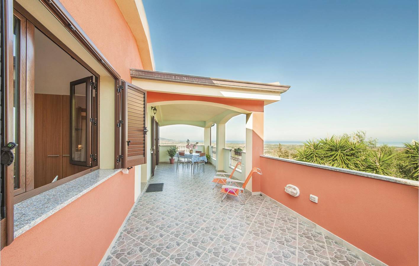 Apartment mit Meerblick, Küche und Internet in Olbia-Tempio