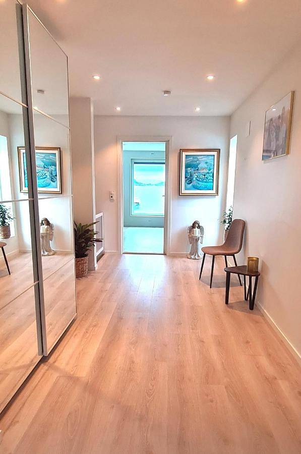 Villa für 7 Personen, mit Balkon und Ausblick in Ålesund - 4