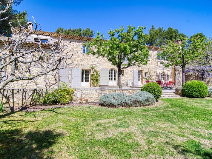 Holiday rental for 12 people in Luberon