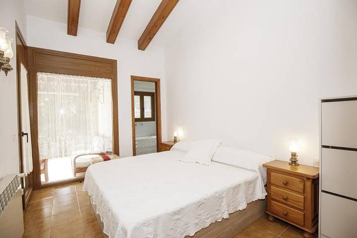 Location de vacances pour 6 personnes, avec piscine à Sils - 4