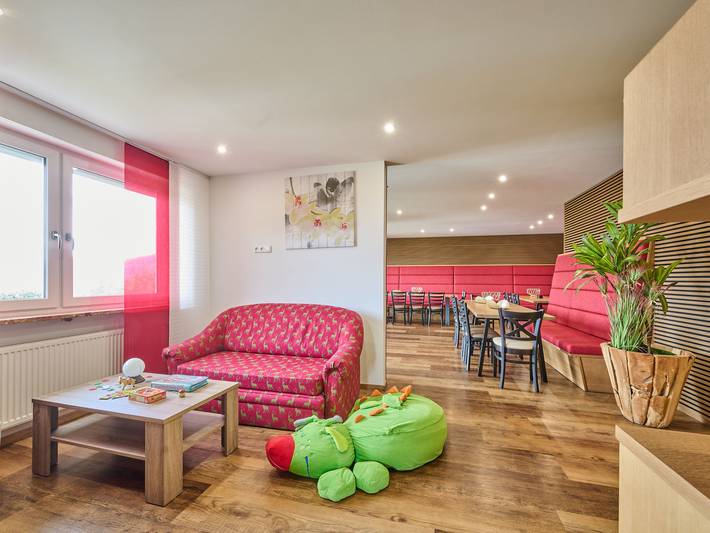 Ferienhaus für 25 Personen, mit Ausblick und Garten sowie Balkon in Kollnburg - 3