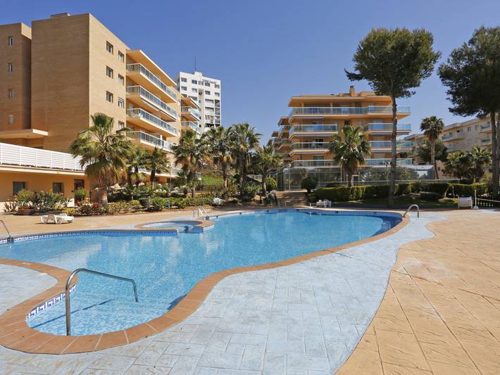 Holiday rental for 4 people, with terrace and children pool in Salou