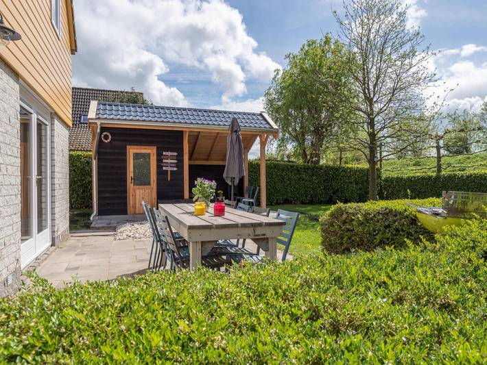 Ferienhaus für 8 Personen, mit Garten und Sauna sowie Terrasse, kinderfreundlich