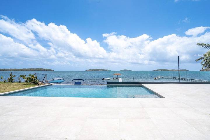 Villa pour 12 personnes, avec piscine