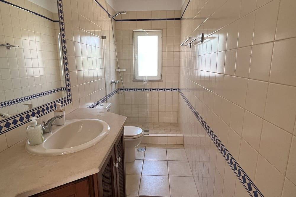 Freistehende Poolvilla, ruhige Lage am Meer, komfortable Ausstattung, Wi-Fi, Bbq in Sagres, Naturpark Südwest-Alentejo und Costa Vicentina