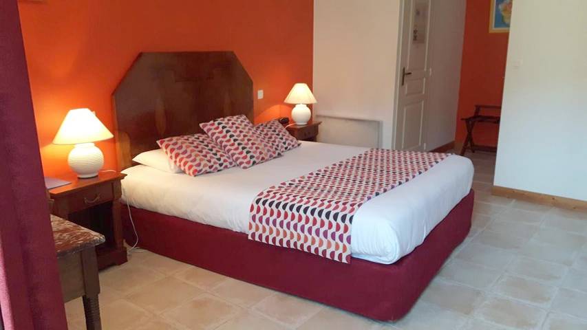 Hôtel pour 2 personnes, avec jardin et vue à Aulnay - 4