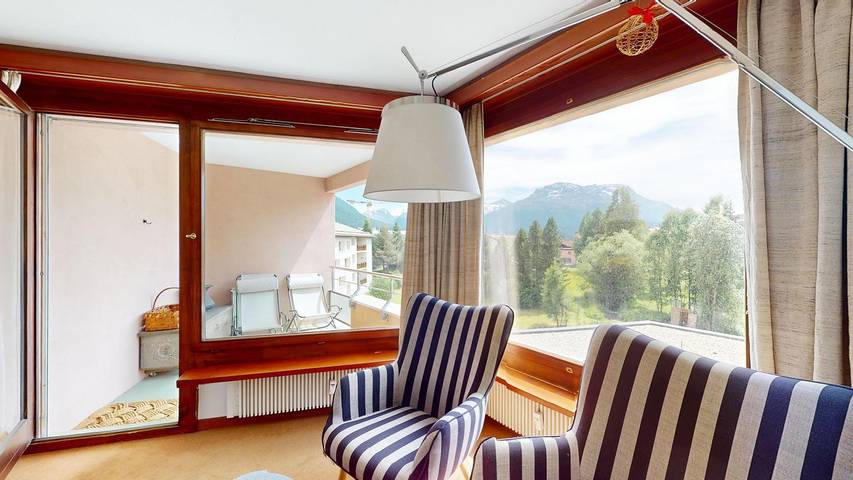 Ferienwohnung für 2 Personen, mit Balkon und Ausblick in Samedan - 4