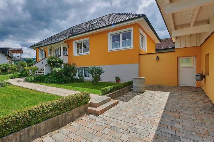 Ferienwohnung für 4 Personen, mit Terrasse in Strullendorf