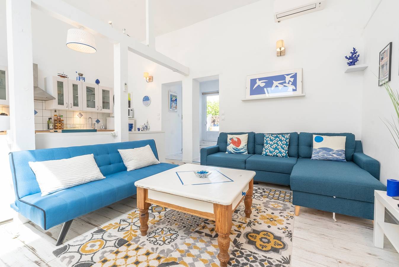 Belle maison bleu azur avec terrasse, Wi-Fi et climatisation Six Fours in Six-Fours-les-Plages, Côte méditerranéenne (France)