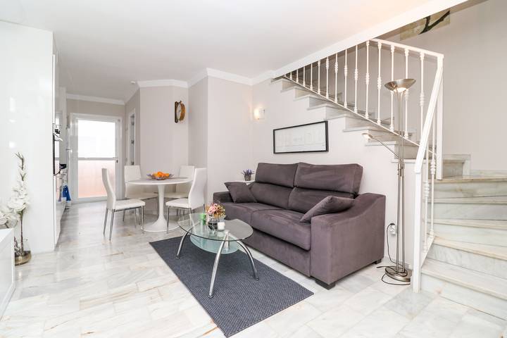 Ferienhaus für 4 Personen, mit Sauna und Balkon sowie Kinderpool, kinderfreundlich in Marbella - 2