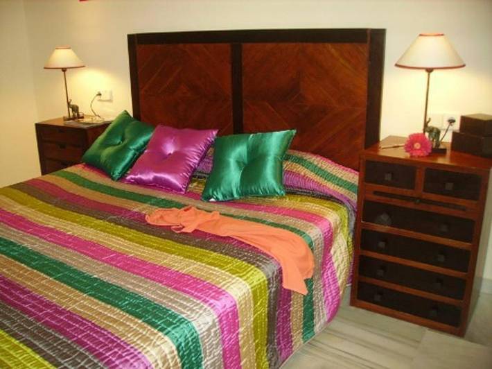 Apartamento para 4 personas, con Terraza y Jardín además de Piscina y Vistas en Jardin Botanico