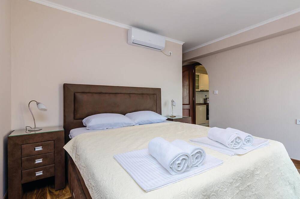Cozy home in Herceg Novi in Podi-Sasovići, Bay of Kotor
