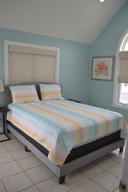 Vacation house for 16 people, with yard and balcony in Jersey Shore