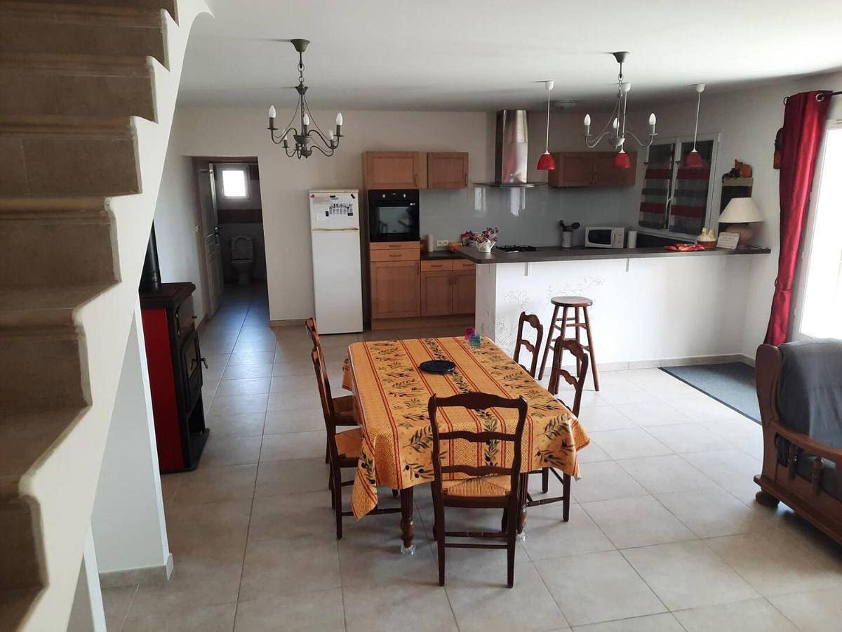Maison au coeur d'un domaine viticole in Cornillon, Nimes und Umgebung
