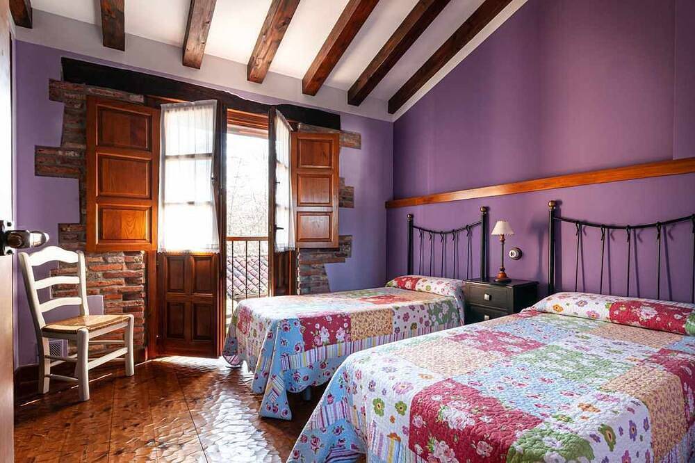 Casa  Rural Ángela 1 in Villanueva de la Peña, Mazcuerras