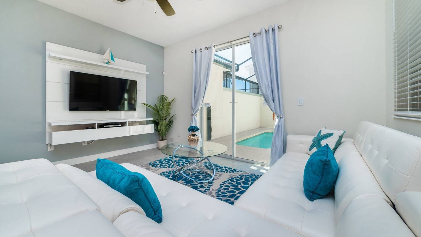 Beautiful 5 Star Townhome on Storey Lake Resort with Private Pool, Orlando Townhome 4904 in Condado de Osceola