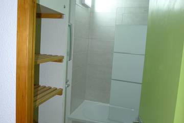 Gîte pour 4 personnes, avec balcon ainsi que piscine et sauna dans Plagne Bellecote