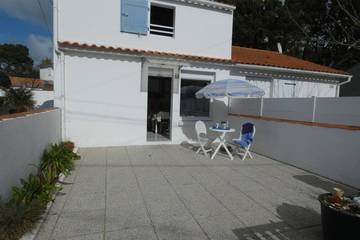 Gîte pour 4 personnes, avec terrasse dans Fromentine