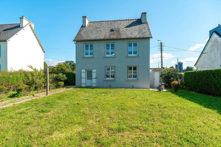 Location de vacances pour 6 personnes, avec jardin à Pleyben