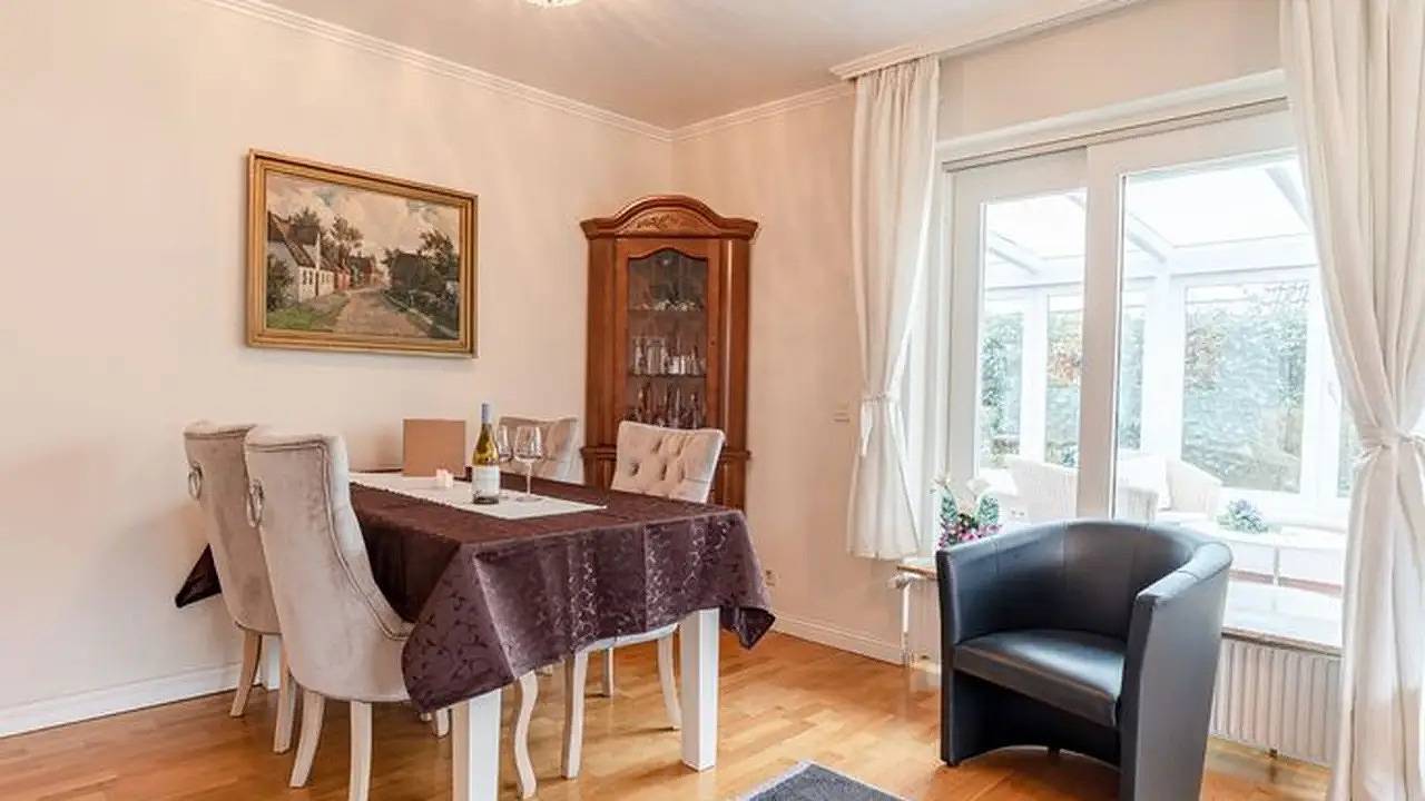 Ganze Ferienwohnung, Ferienwohnung für 4 Personen (125 m²) in Alkersum in Alkersum, Föhr