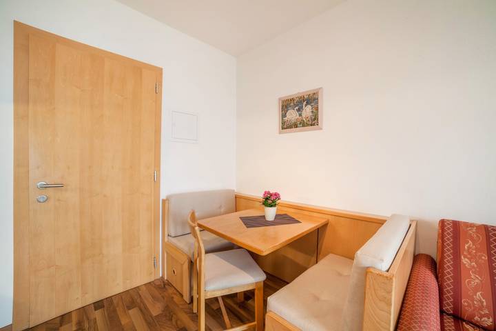 Gîte pour 3 personnes, avec Balcon ainsi que Jardin et Sauna à Scena - 3