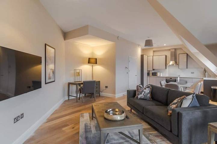 Apartment for 4 people, with garden in Windsor