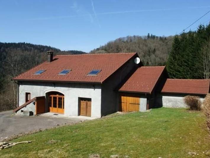 Gîte pour 9 personnes, avec Terrasse et Jardin