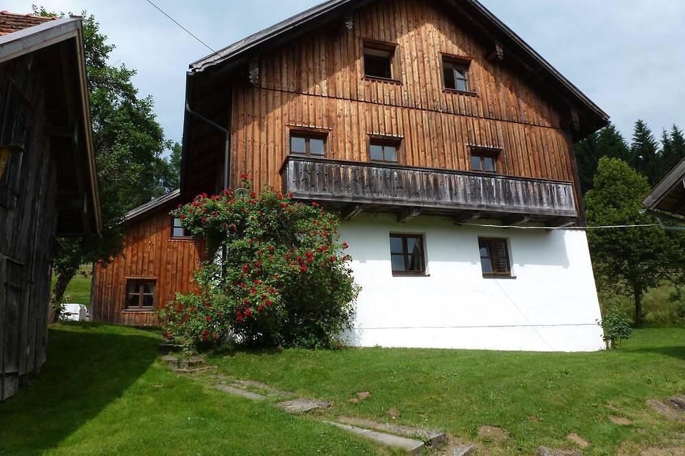 Alter Bauernhof in Einzellage. Familien - und Haustierfreundlich! in Breitenberg, Passauer Land