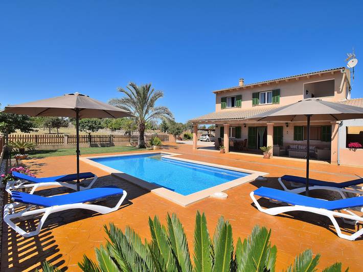 Finca für 4 Personen, mit Balkon und Terrasse sowie Garten und Pool in Santa Margalida - 2