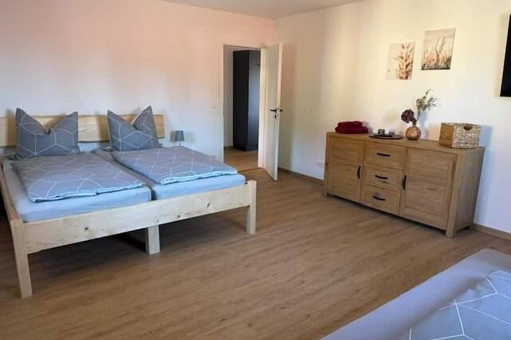 Ganze Wohnung, Ferienwohnung Edelweiß, 68qm in Grabenstätt, Chiemsee